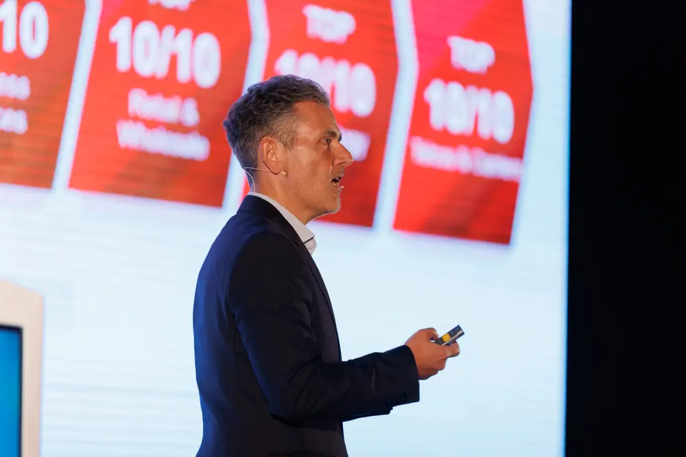 Conferência Internacional — Arrow Summit · para Rewind Prod, Lisboa (26)